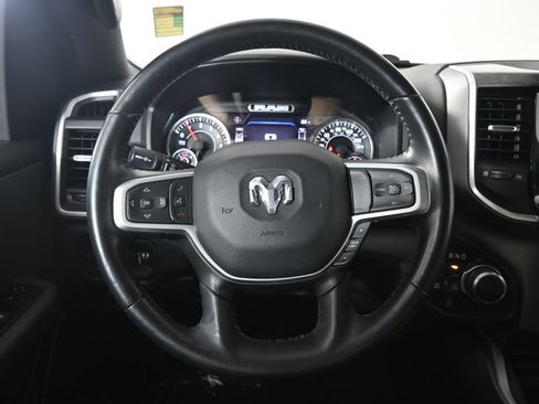 Used 2022 RAM 1500 Big Horn AWD/4WD image 35