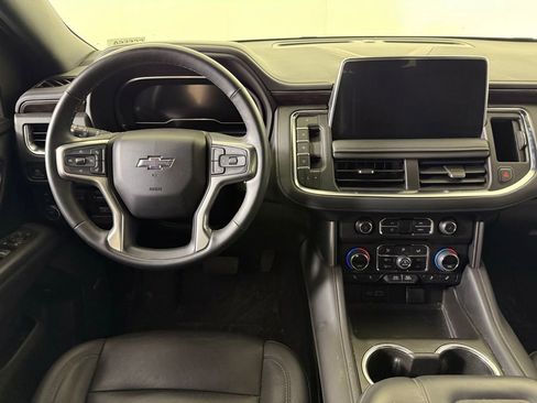 Used 2023 Chevrolet Tahoe Z71 w/ Luxury Package AWD/4WD image 4