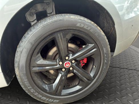 Used 2018 Jaguar F-PACE S AWD/4WD image 26