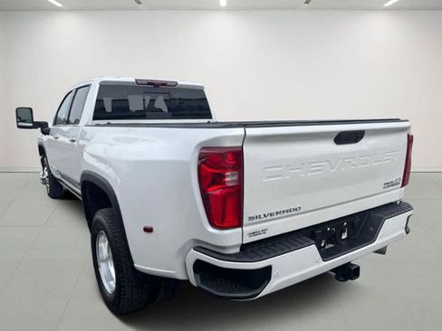 Used 2025 Chevrolet Silverado 3500 High Country w/ High Country Premium Package image 6