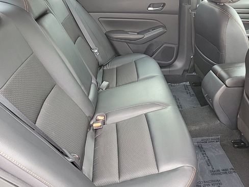 Used 2020 Nissan Altima 2.5 SR w/ Premium Package image 15