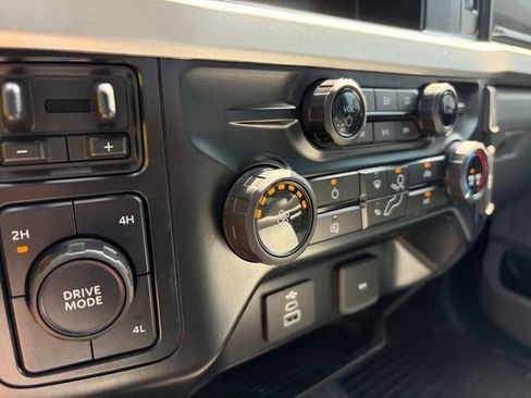 Used 2024 Ford F350 XL AWD/4WD image 27