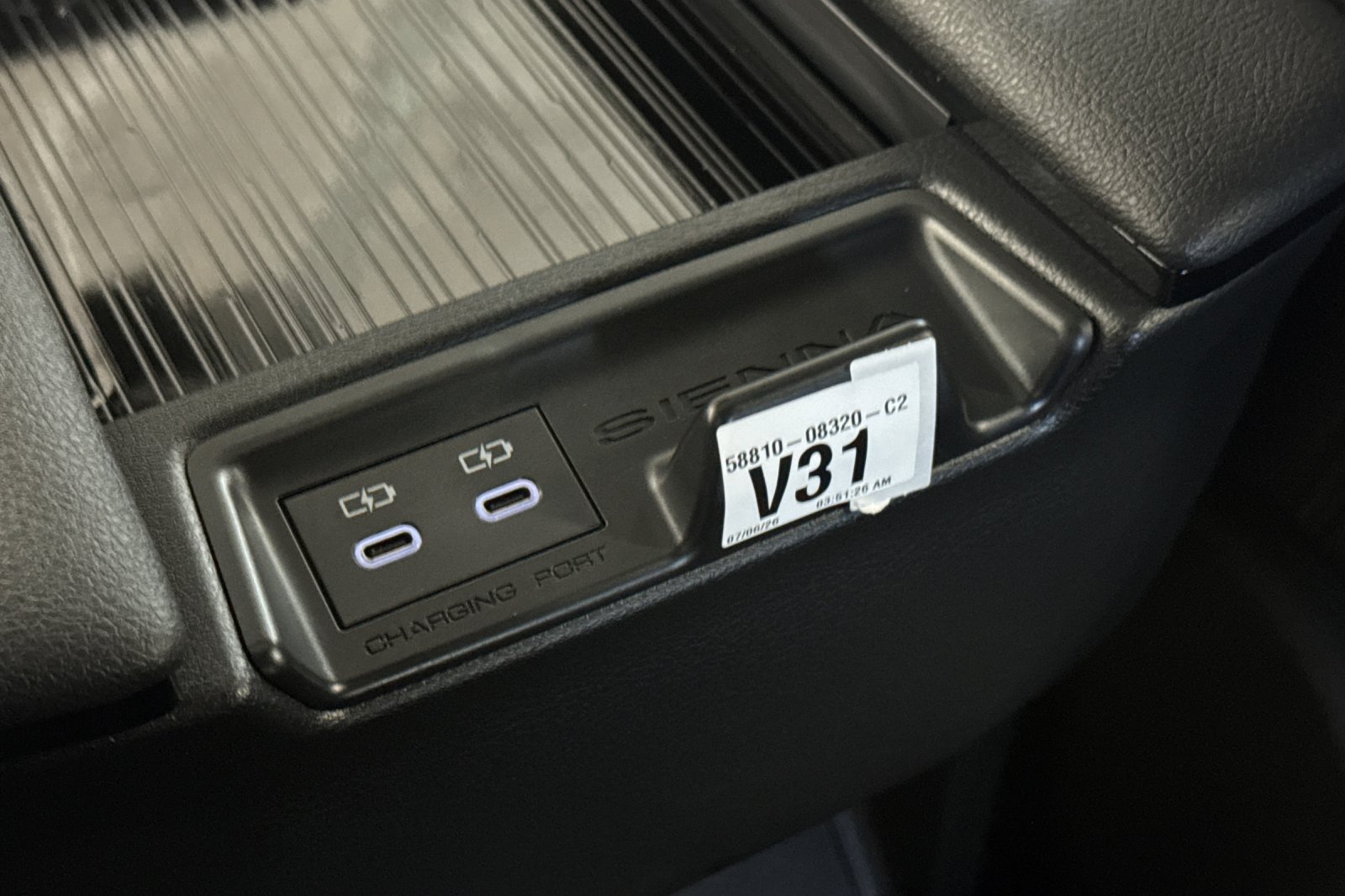 New 2026 Toyota Sienna XLE Woodland Edition AWD/4WD image 15