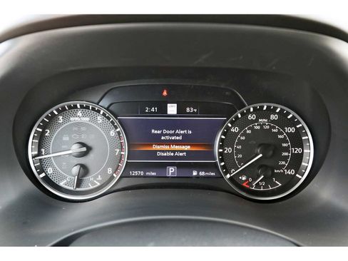 Used 2024 Nissan Armada Platinum w/ Captain's Chairs Package image 15