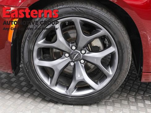 Used 2023 Chrysler 300 S image 33