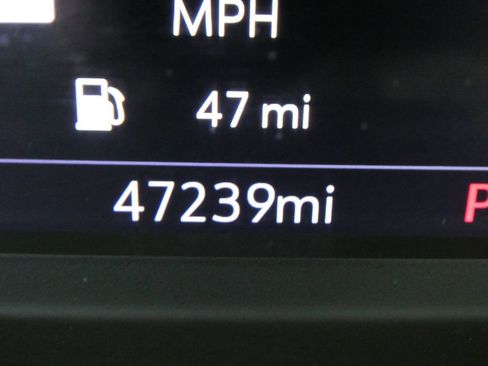 Used 2022 Chevrolet Silverado 2500 LTZ w/ LTZ Plus Package AWD/4WD image 36