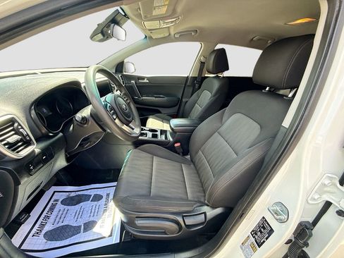 Used 2021 Kia Sportage LX FWD image 23