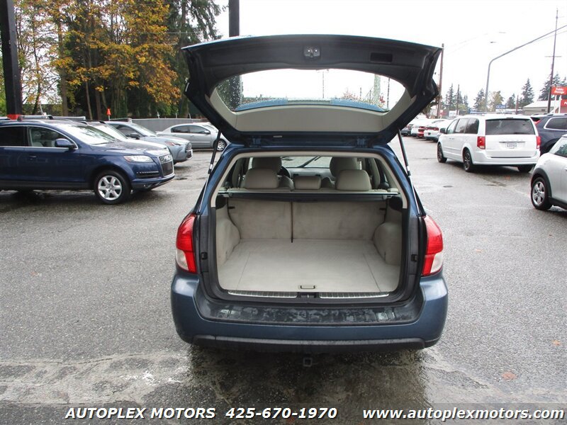 Used 2008 Subaru Outback 2.5XT Limited AWD/4WD image 14