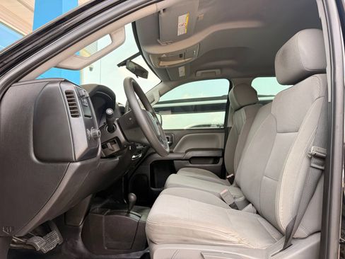 Used 2017 Chevrolet Silverado 2500 W/T AWD/4WD image 21