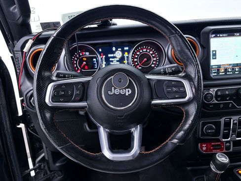 Used 2021 Jeep Gladiator Mojave AWD/4WD image 34