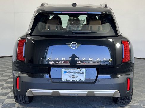 New 2025 MINI Cooper Countryman SE image 8