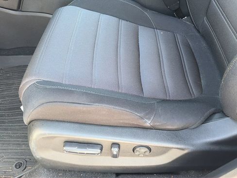 Used 2022 Honda CR-V EX image 15