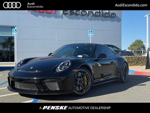 Used 2018 Porsche 911 GT3 RWD image 1