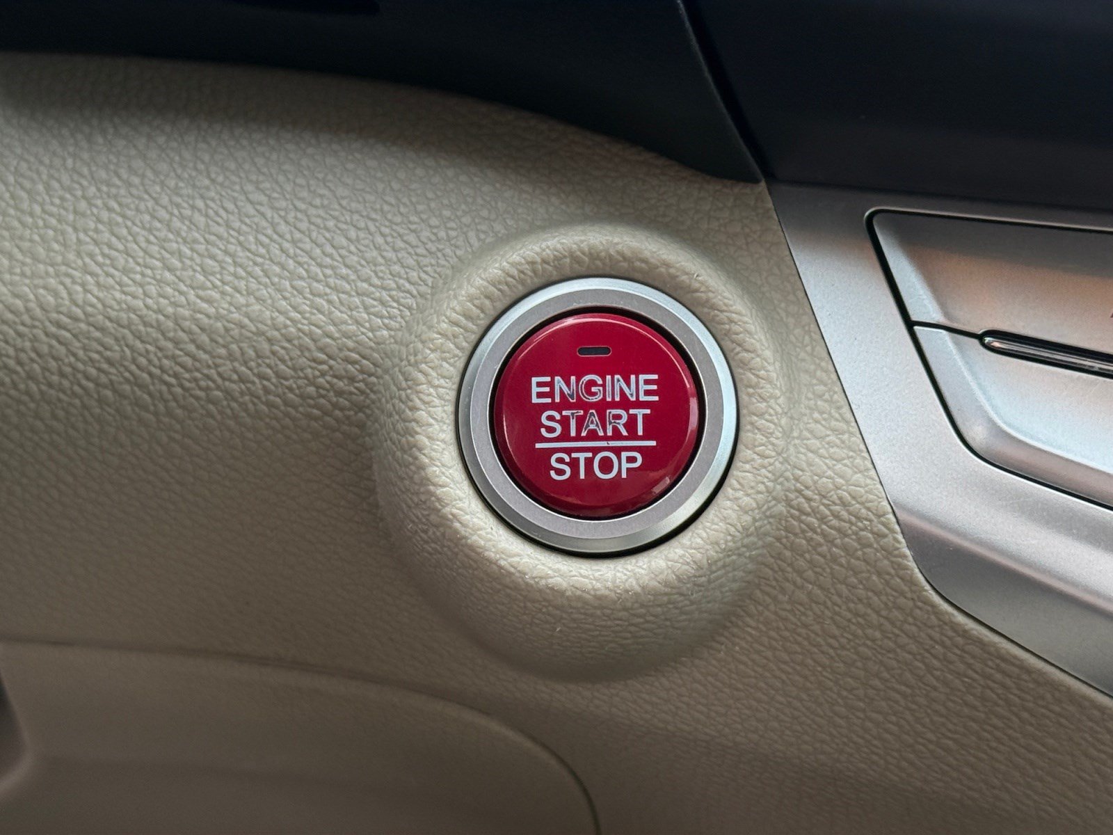 Used 2015 Honda Accord EX image 28