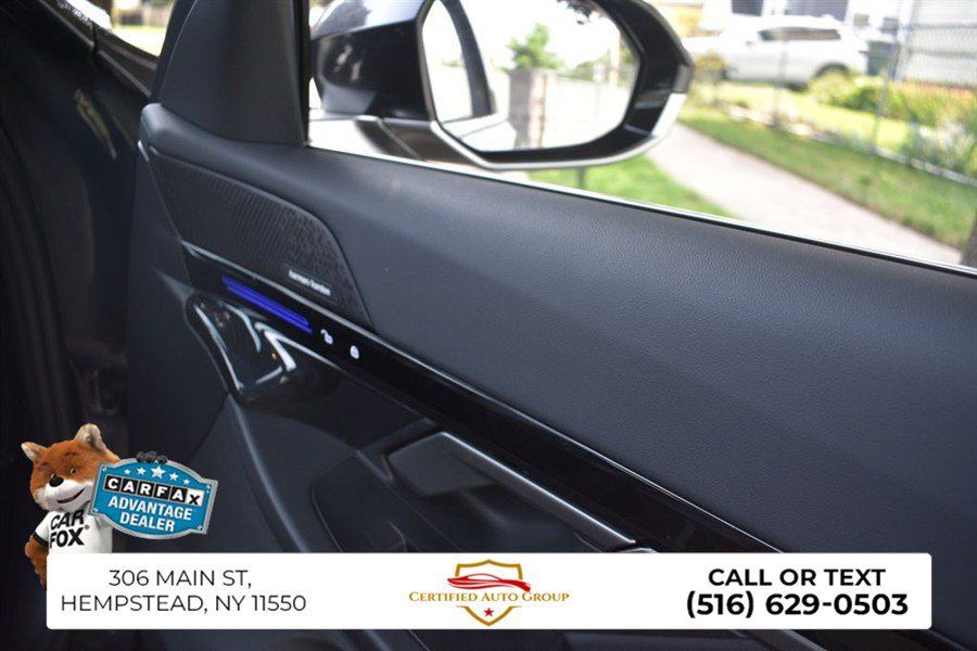 Used 2025 BMW 530i RWD image 20