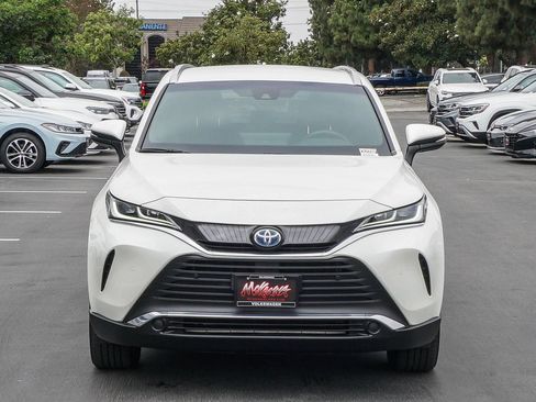 Used 2021 Toyota Venza XLE AWD/4WD image 2