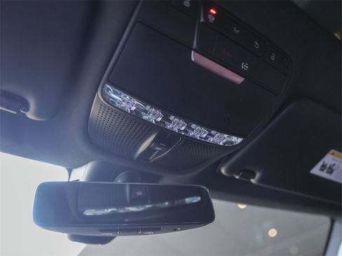 Used 2021 Mercedes-Benz C 300 Sedan image 29