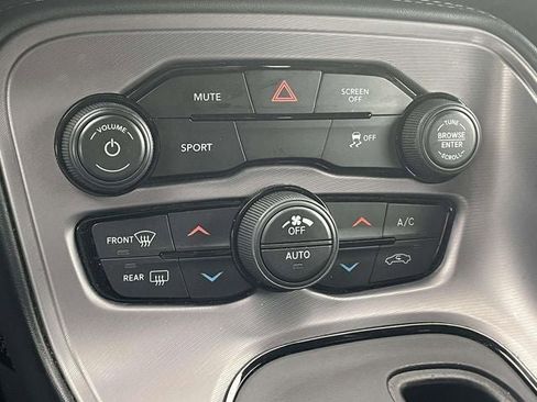 Used 2023 Dodge Challenger SXT image 30