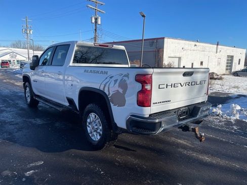 Used 2020 Chevrolet Silverado 2500 LT w/ All Star Edition image 9