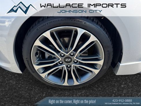 Used 2016 Hyundai Veloster Turbo w/ Option Group 04 image 9