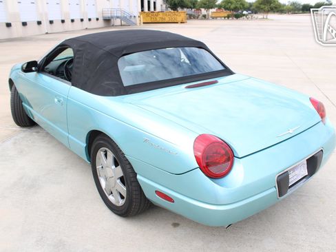 Used 2002 Ford Thunderbird RWD image 32