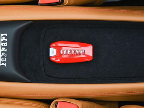 Certified 2021 Ferrari F8 Tributo image 19