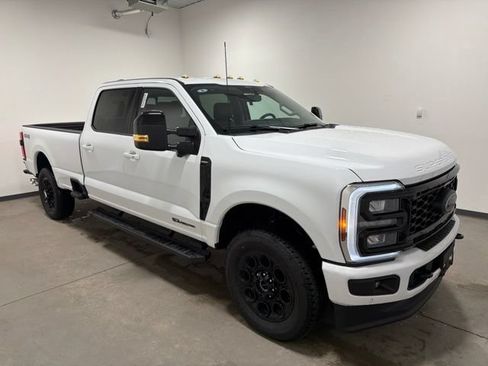 New 2026 Ford F350 Lariat w/ Black Appearance Package AWD/4WD image 3