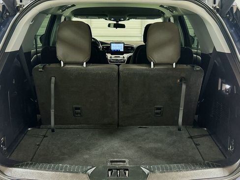 Used 2021 Ford Explorer XLT RWD image 23