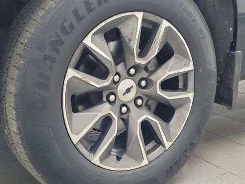 Used 2019 Chevrolet Silverado 1500 RST w/ All-Star Edition RWD image 31