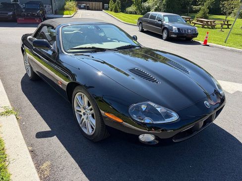 Used 2004 Jaguar XK8 Convertible RWD image 6