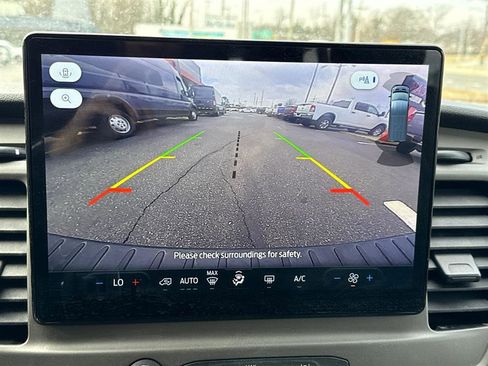 Used 2022 Ford Transit 350 XLT image 38