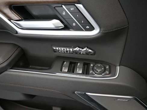 New 2026 Chevrolet Silverado 1500 High Country AWD/4WD image 36