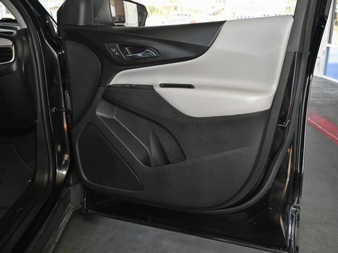 Used 2022 Chevrolet Equinox LS w/ LPO, Cargo Package FWD image 38
