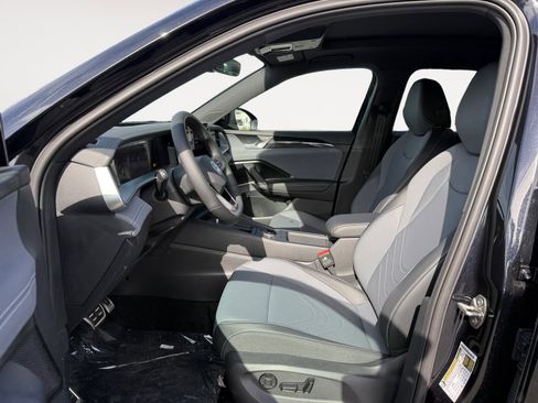 New 2026 Volkswagen Tiguan SE R-Line AWD/4WD image 10