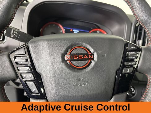Used 2025 Nissan Frontier PRO-4X AWD/4WD image 14
