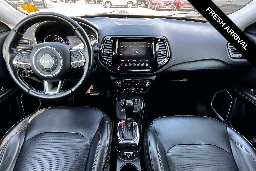 Used 2018 Jeep Compass Limited AWD/4WD image 5