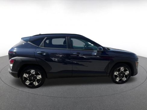 Used 2025 Hyundai Kona SEL image 16