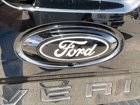 Used 2025 Ford Maverick Lobo image 25