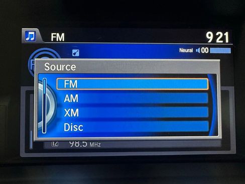 Used 2016 Honda Odyssey Touring Elite image 31