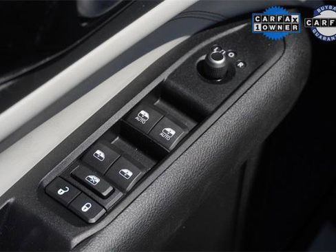 Certified 2022 Jeep Compass Limited image 19