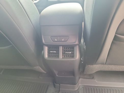 Used 2026 Chevrolet Equinox RS w/ Convenience Package III FWD image 15