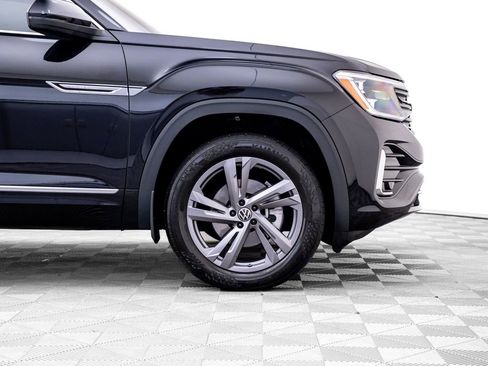 Used 2024 Volkswagen Atlas Cross Sport SEL R-Line AWD/4WD image 37