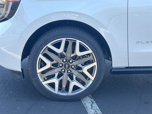New 2026 Ford Expedition Max Platinum w/ Platinum Ultimate Package image 27