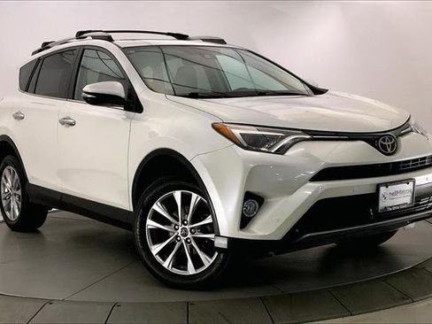 Used 2017 Toyota RAV4 Platinum image 33