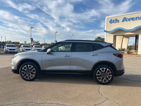 Used 2025 Chevrolet Blazer RS image 8