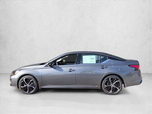 New 2026 Nissan Altima 2.5 SR FWD image 5