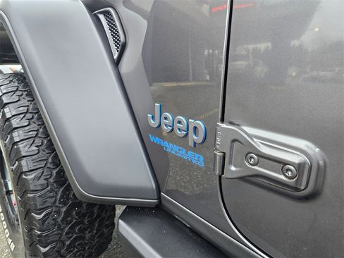 Used 2021 Jeep Wrangler Unlimited Rubicon 4xe w/ Steel Bumper Group image 29
