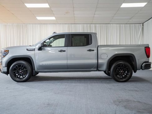 Used 2024 GMC Sierra 1500 Pro w/ Graphite Edition AWD/4WD image 4