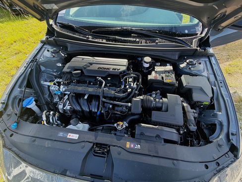 New 2026 Hyundai Elantra Sport FWD image 22