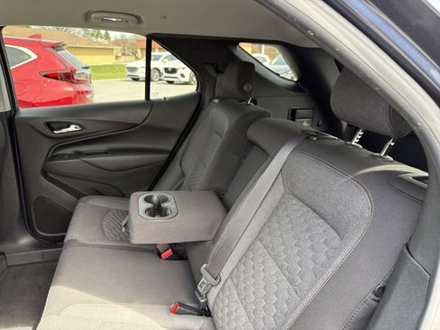 Used 2018 Chevrolet Equinox LT image 47